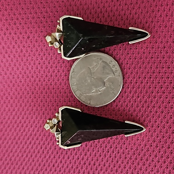 Rare Kendra Scott post earrings - Picture 3 of 3